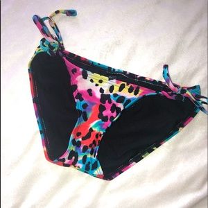 Cheetah bathing suit bottoms!